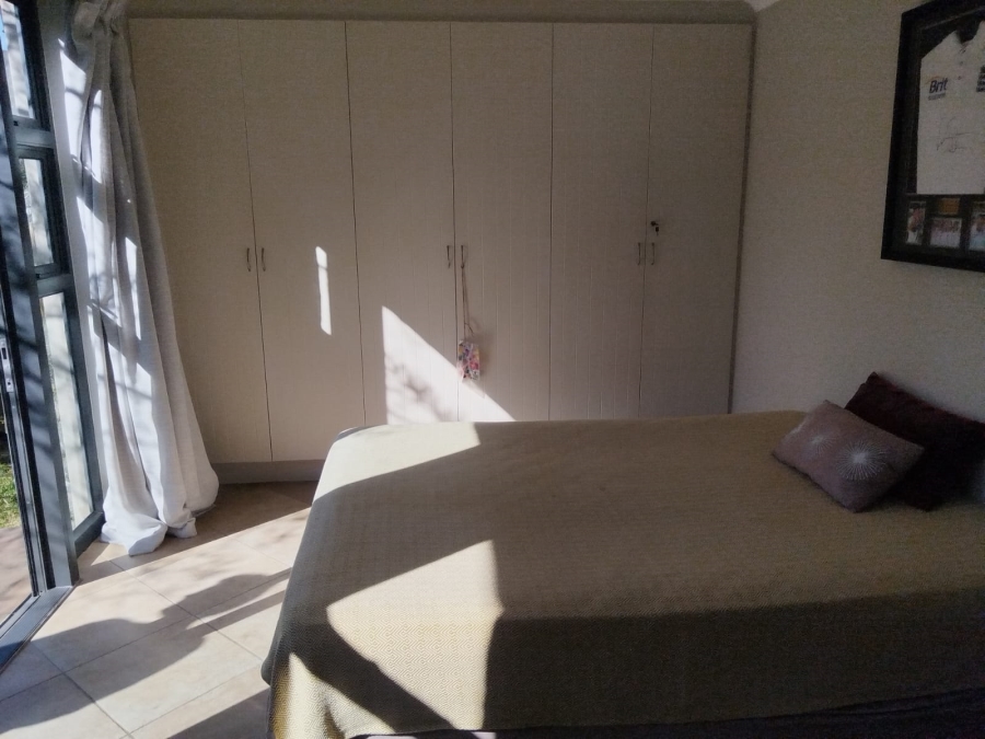 To Let 4 Bedroom Property for Rent in Kenrock Country Estate Western Cape